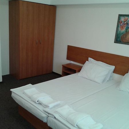 Hotel Stroitel Hisarya Ngoại thất bức ảnh